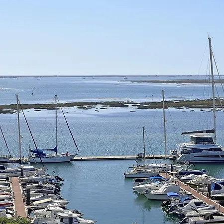 Lady Delmar Marina By Junto Ao Mar Olhão